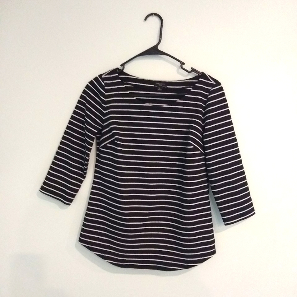 Ann Taylor 3/4 sleeve shirt